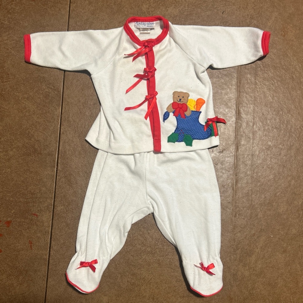 Adorable White Baby Outfit with Bear Design